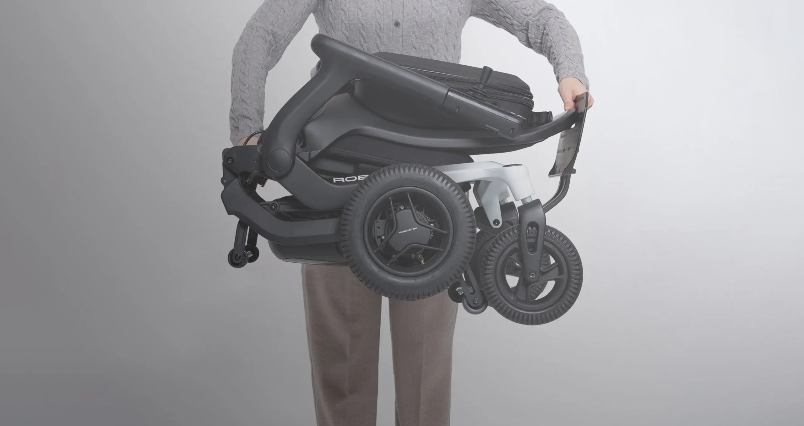 Lightweight and Portable-e80